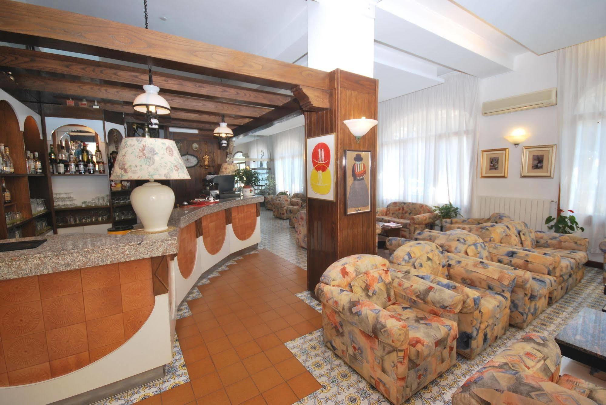 פייטרה ליגורה Hotel Paco מראה חיצוני תמונה